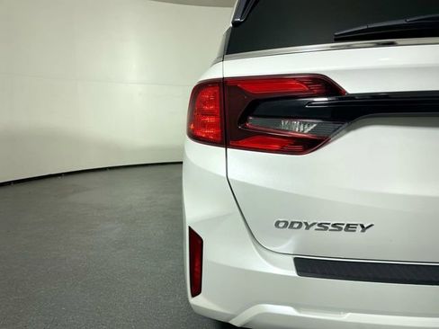 Certified 2026 Honda Odyssey EX-L image 33
