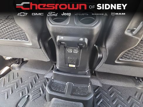 Used 2026 Jeep Wrangler Unlimited Rubicon AWD/4WD image 24