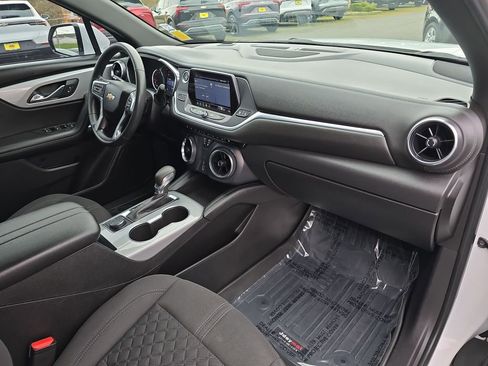 Used 2021 Chevrolet Blazer LT image 29