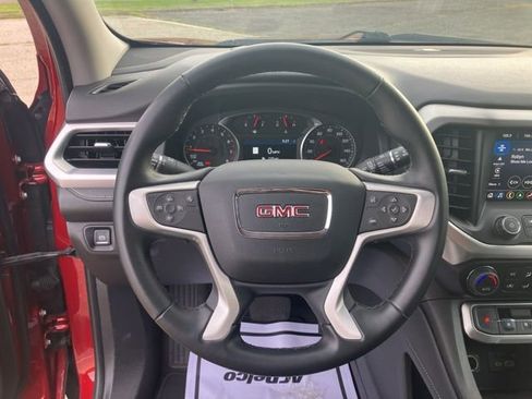 Used 2023 GMC Acadia SLT FWD image 23