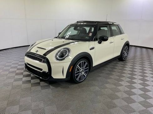 Used 2022 MINI Cooper S w/ Premium Package image 1