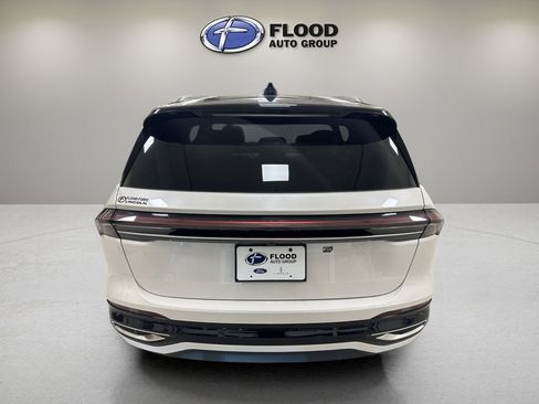 New 2025 Lincoln Nautilus Black Label image 6