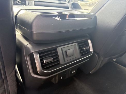 Used 2022 Ford F150 XLT w/ Equipment Group 302A High AWD/4WD image 19