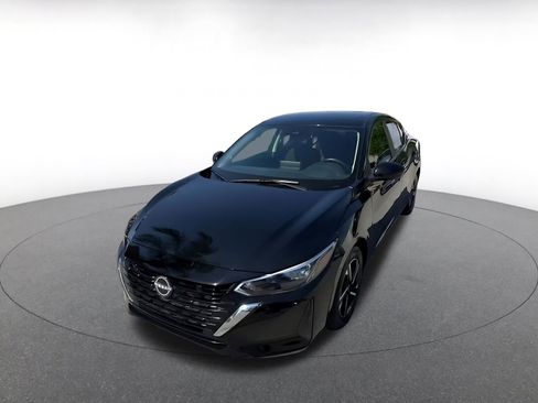 Used 2025 Nissan Sentra SV image 7