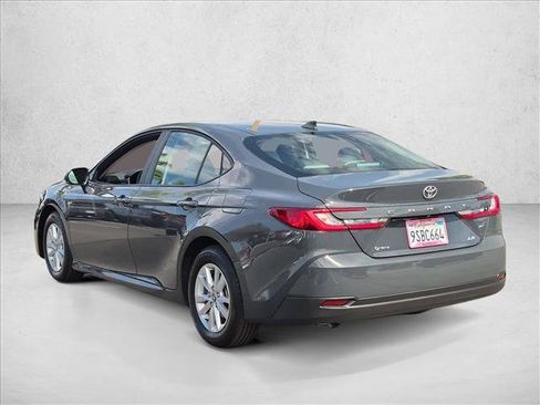 Used 2025 Toyota Camry LE FWD image 8