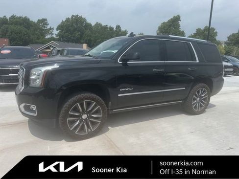 Used 2017 GMC Yukon Denali w/ Open Road Package AWD/4WD image 1