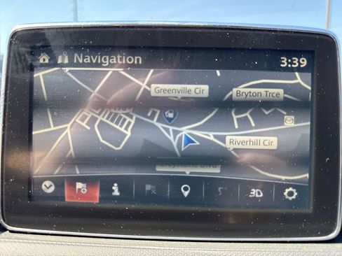 Used 2017 MAZDA MX-5 Miata RF Grand Touring image 16