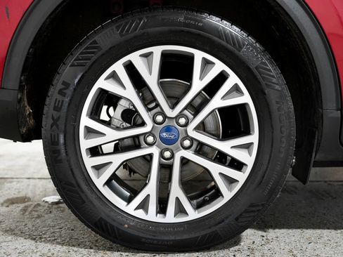 Used 2020 Ford Escape SEL AWD/4WD image 39