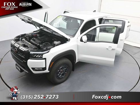 Used 2026 Nissan Frontier PRO-4X w/ Pro-4x Convenience Package AWD/4WD image 39