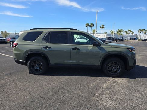 New 2026 Honda Pilot TrailSport image 3
