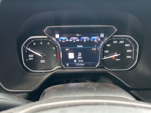 Used 2021 GMC Yukon XL AT4 w/ AT4 Premium Plus Package image 4