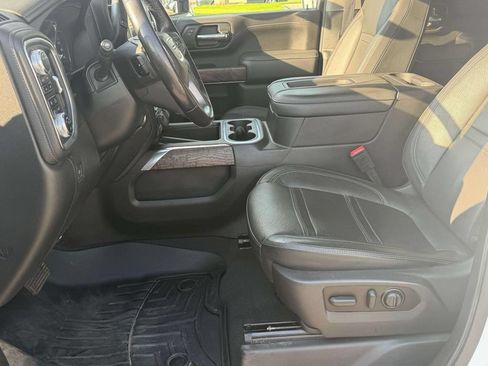 Used 2022 GMC Sierra 3500 Denali w/ Denali Ultimate Package AWD/4WD image 29