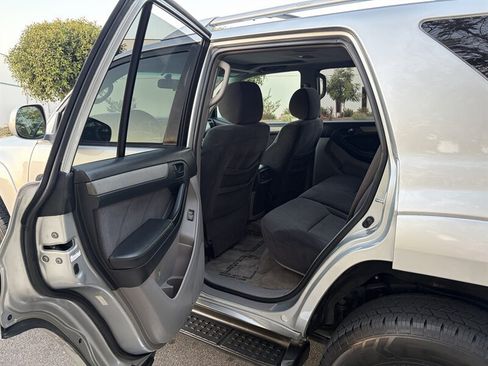 Used 2005 Toyota 4Runner Sport RWD image 23