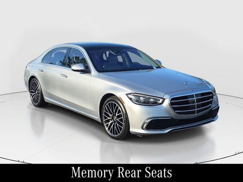 Used 2022 Mercedes-Benz S 580 4MATIC Sedan w/ Warmth & Comfort Package image 3