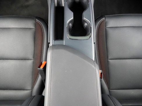 Used 2024 Chevrolet Equinox EV RS image 24