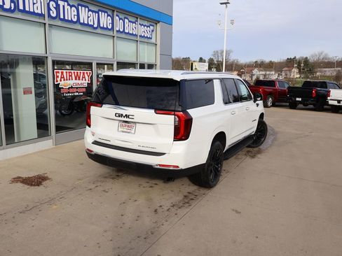 New 2026 GMC Yukon XL Elevation w/ LPO, Elevation Black Package AWD/4WD image 50