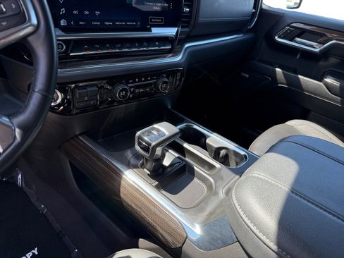 Used 2024 Chevrolet Silverado 1500 RST w/ Convenience Package II AWD/4WD image 13