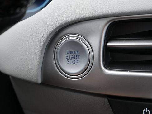 Certified 2025 Hyundai Palisade SEL AWD/4WD image 29