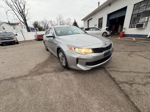 Used 2017 Kia Optima EX FWD image 5