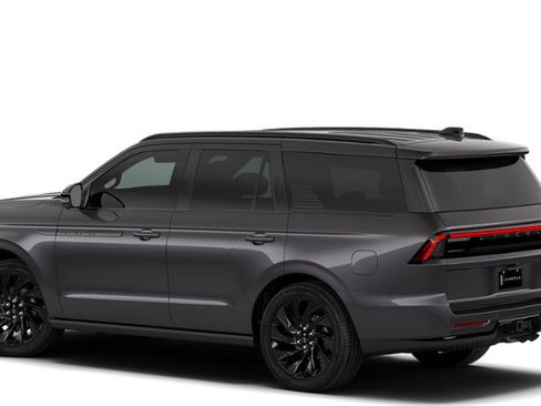 New 2026 Lincoln Navigator Reserve w/ Jet Appearance Package AWD/4WD image 25