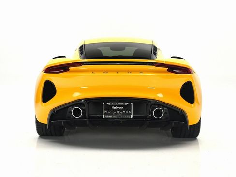 New 2025 Lotus Emira image 5