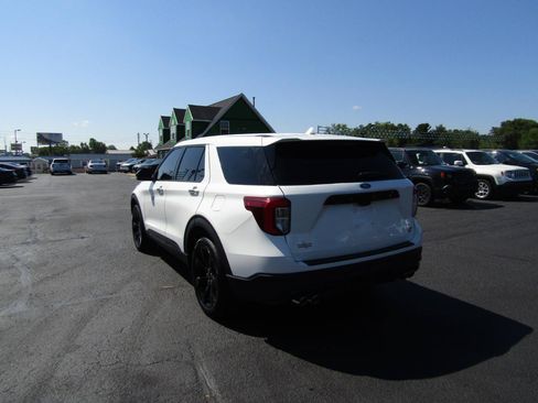 Used 2021 Ford Explorer ST w/ ST Street Pack AWD/4WD image 5