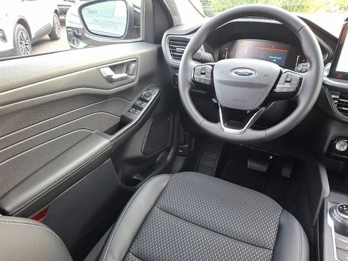 New 2026 Ford Escape Plug-in Hybrid image 9