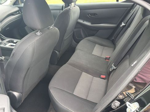 Used 2025 Nissan Sentra SV w/ All-Weather Package FWD image 11