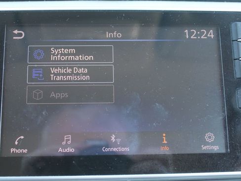 Used 2020 Nissan Versa SV image 38