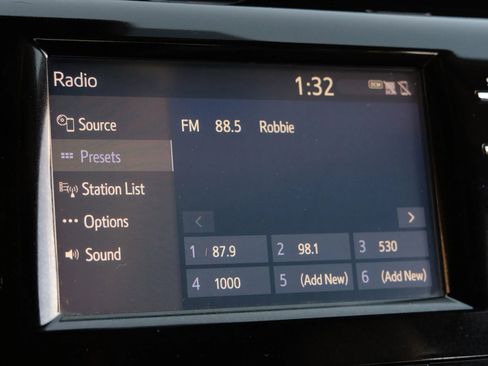 Used 2019 Toyota Camry SE image 28