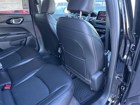 New 2026 Jeep Compass Latitude image 45