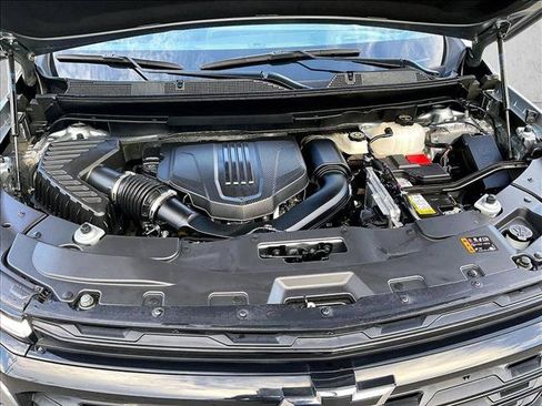 Used 2024 Chevrolet Traverse LS w/ Midnight/Sport Edition FWD image 11