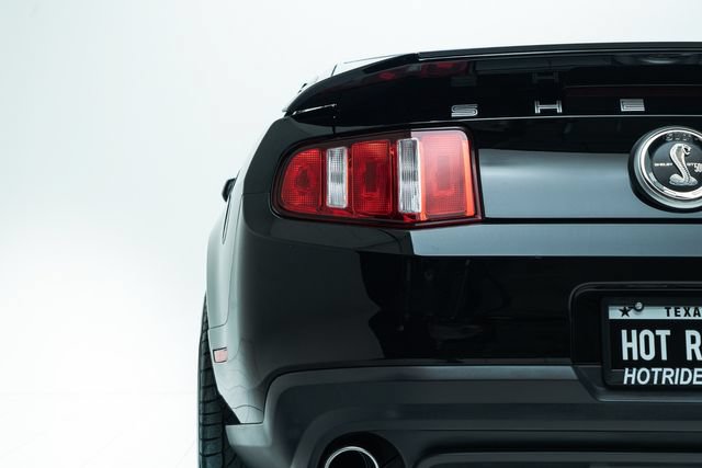 Used 2012 Ford Mustang Shelby GT500 w/ SVT Performance Pkg RWD image 18