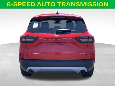 Used 2024 Ford Escape Active w/ Tech Pack #1 AWD/4WD image 10