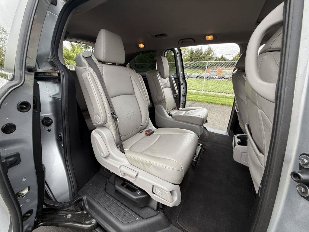 Used 2018 Honda Odyssey EX-L image 21