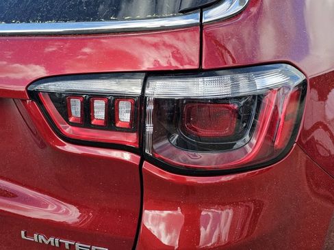 New 2026 Jeep Compass Limited image 9