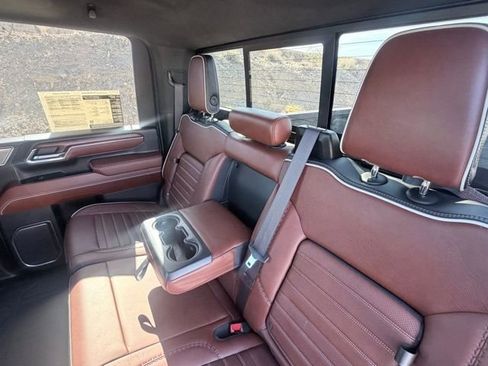 Used 2024 GMC Sierra 2500 Denali Ultimate AWD/4WD image 29