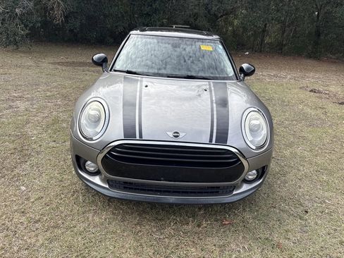 Used 2017 MINI Cooper Clubman image 1