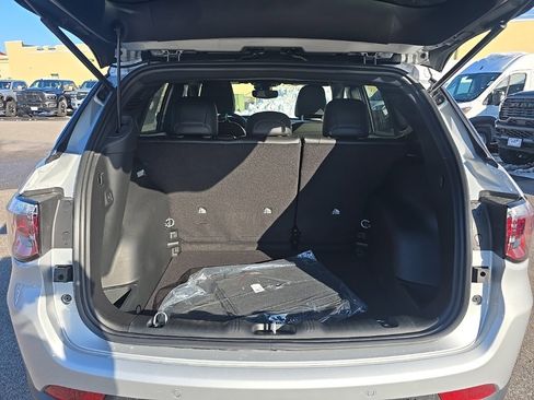 New 2026 Jeep Compass Limited image 14