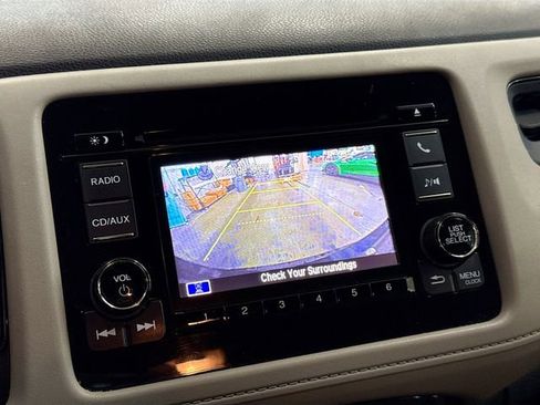 Used 2016 Honda HR-V LX image 14