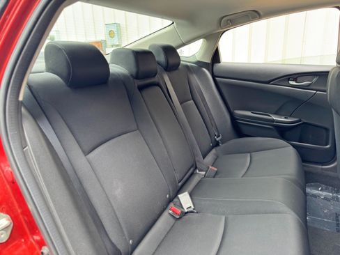 Used 2019 Honda Civic EX image 34