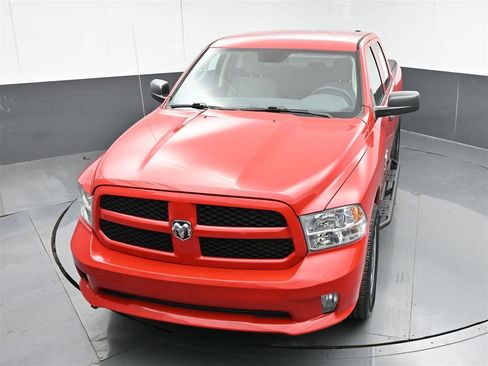 Used 2019 RAM 1500 Express w/ Express Value Package AWD/4WD image 21
