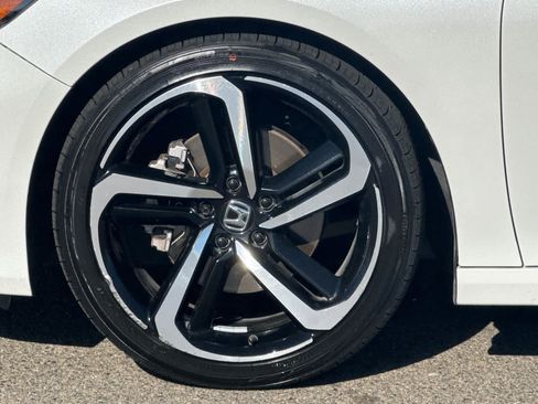 Used 2020 Honda Accord Sport image 29