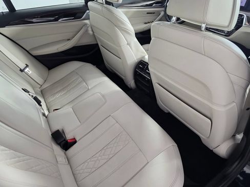 Used 2019 BMW 540i xDrive w/ Luxury Seating Package AWD/4WD image 27