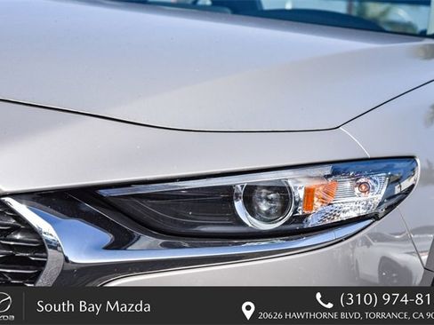 Certified 2025 MAZDA MAZDA3 s image 4