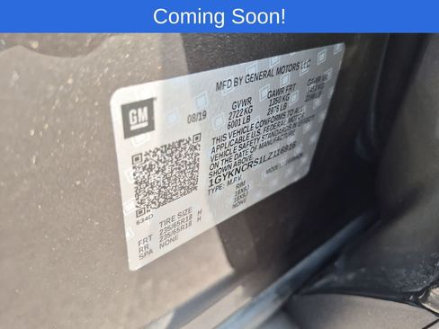 Used 2020 Cadillac XT5 Premium Luxury w/ LPO, Floor Liner Package FWD image 36