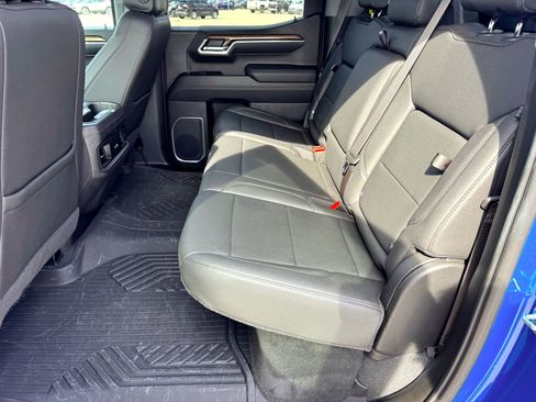 Used 2023 Chevrolet Silverado 1500 LT Trail Boss w/ LT Trail Boss Premium Package image 20