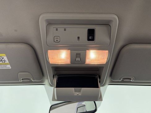 Used 2018 Nissan Titan Platinum Reserve RWD image 30