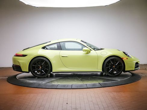 Certified 2025 Porsche 911 Carrera w/ Premium Package RWD image 8
