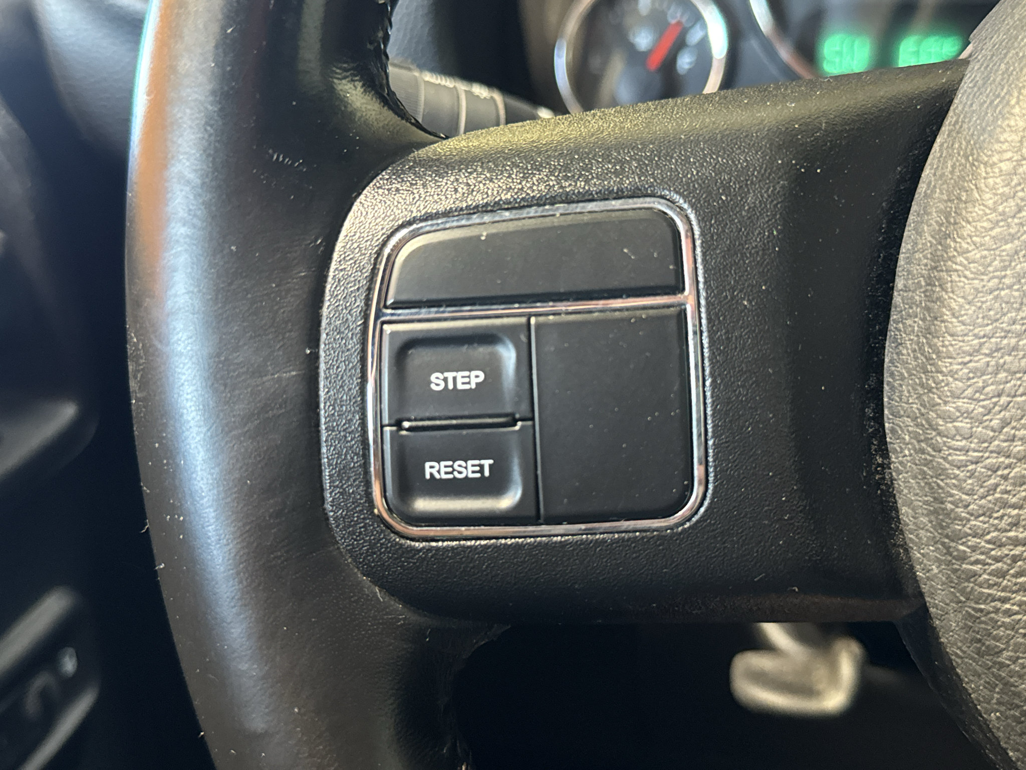 Used 2018 Jeep Wrangler Unlimited Sahara AWD/4WD image 19